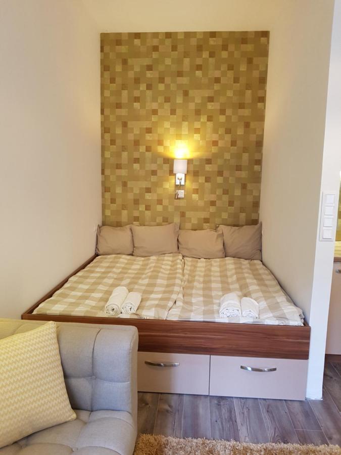 Embassy Studio Apartment Citypark Budapest Bagian luar foto